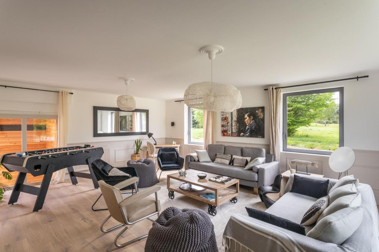 La Villa Du Golf - Avec Piscine Couverte Chauffee Et Jacuzzi Le Tronchet  Exterior foto